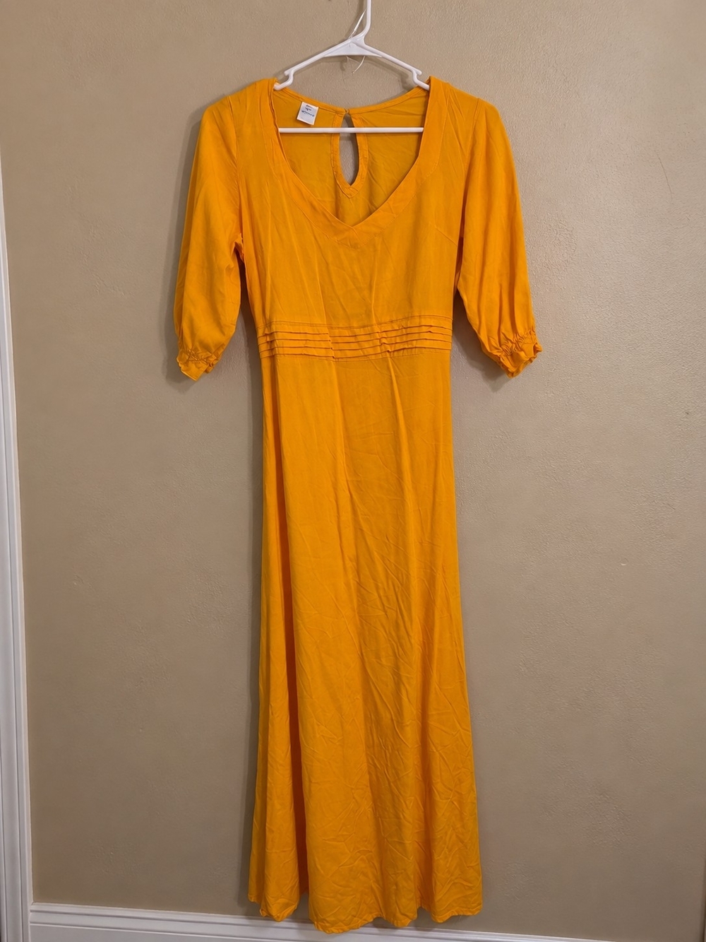 Sunshine V-Neck Maxi Dress with Pintuck Waist